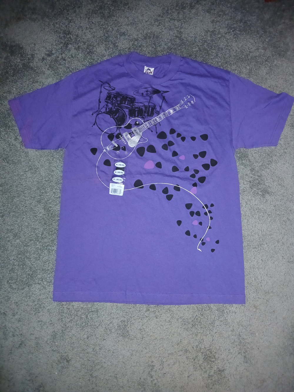 Purple Graphic Guitar Tee XL NEW